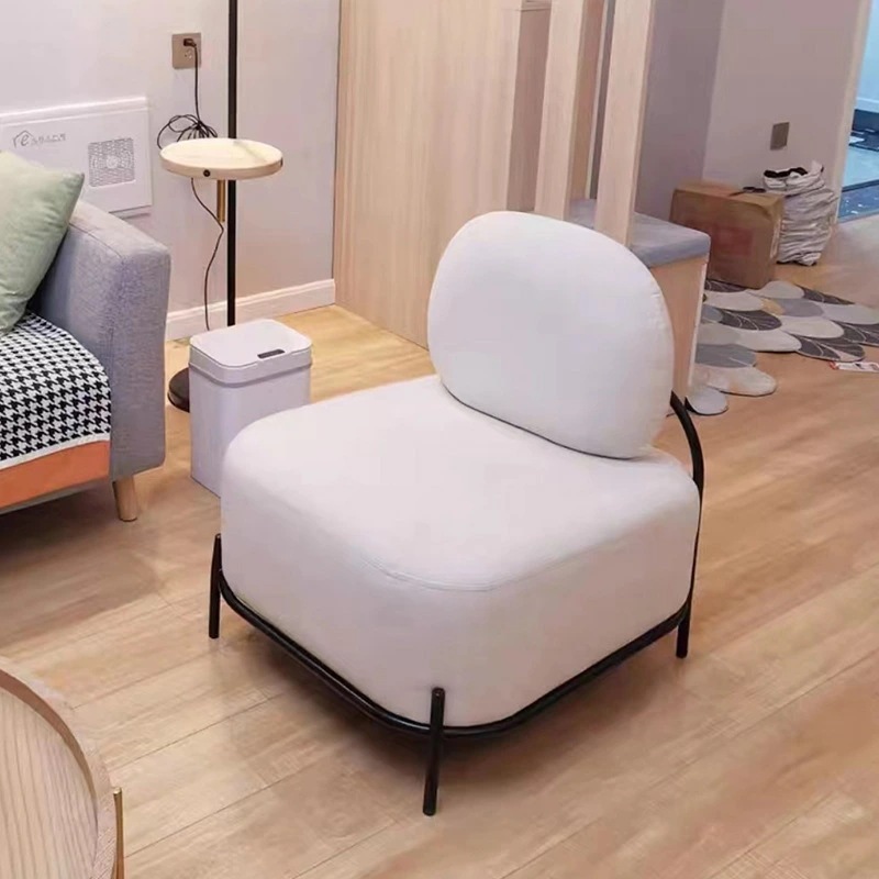 ン有リビングチェア 軽奢 コンパクトソファ 小型サイドチェア くつろぎ用 おしゃれ ダイニングチェア 玄関スツール 北欧風 インテリア 日用雑貨 家具 便利