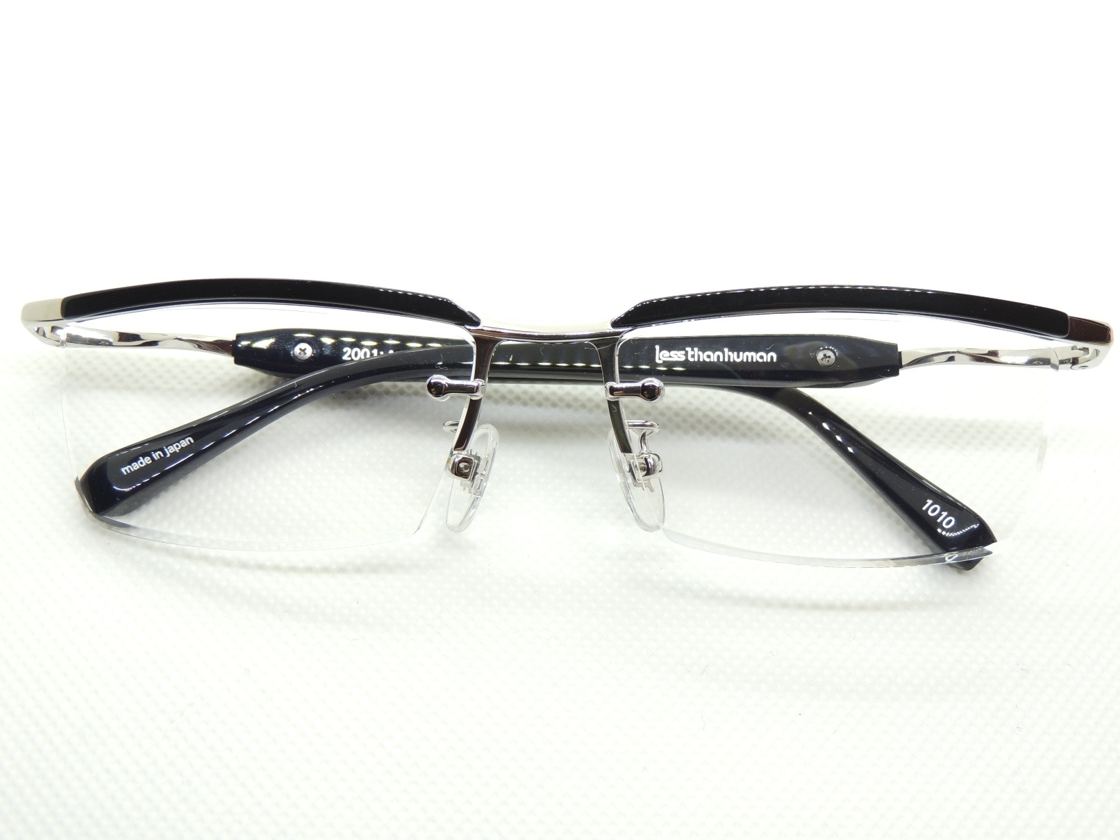 「人間以下」は褒め言葉！アナーキーさが魅力の一本 【伊達メガネＯＫ】【レンズ別売】 less than human 【レスザンヒューマン】2001:A C-1010【ｋｔｍ】