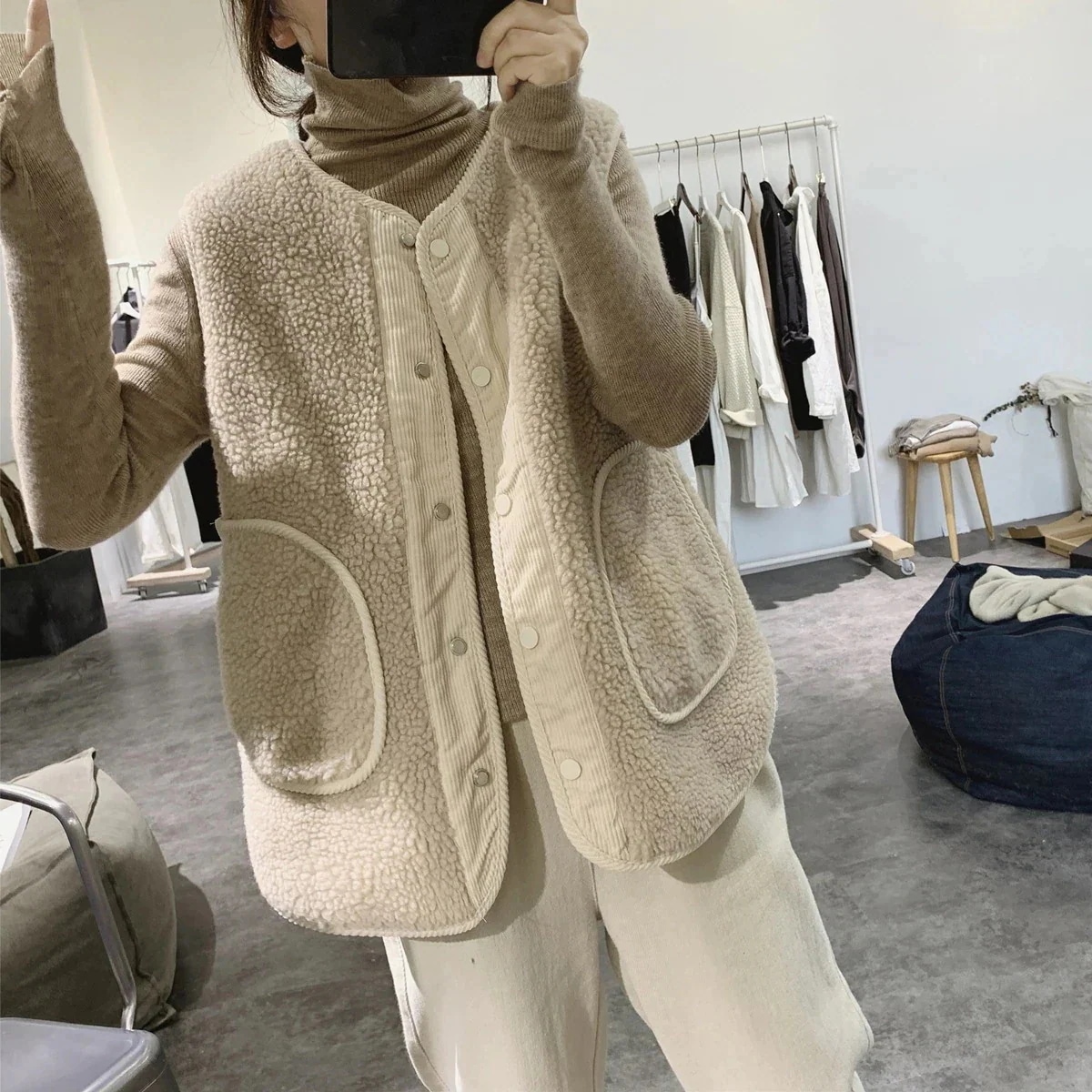 冬アウター レトロ ラムズウール ベスト 皮毛一体 レディース 秋冬 ゆったり おしゃれ ベスト 流行り ジャケット