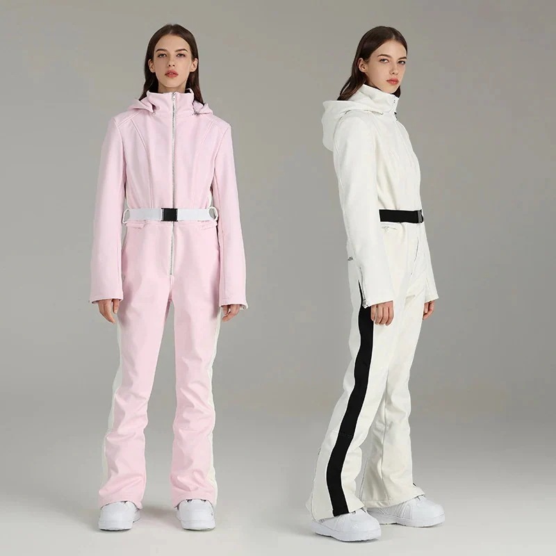 在庫処分　スノーボードウェア つなぎ レディース スノボウェア オールインワン スノーウェア スキーウェア スノボーウェア スキー 上下 韓国風 切り替え 防風 防水 防雪 防寒 耐摩擦 男女兼用