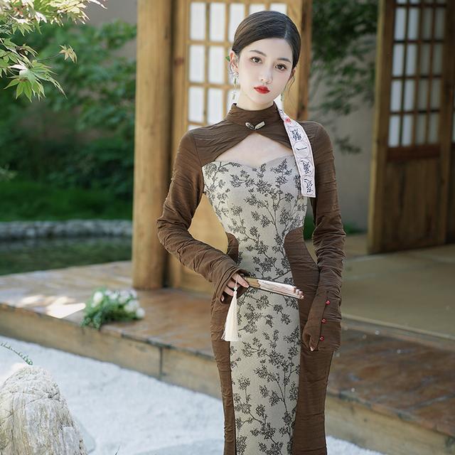 新しい風の改良されたチャイナドレスの若い女の子のレトロな共和国スタイルのハイエンドのエレガントで繊細なドレス 母の日 4,865円