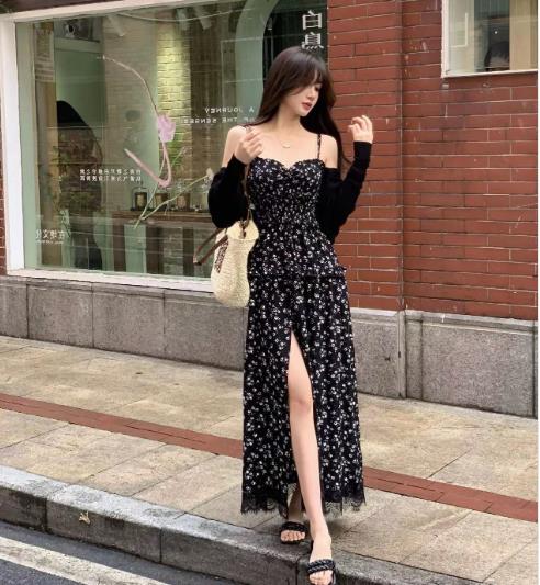 黒い花のスリングドレス+薄い外観日焼け止めカーディガン