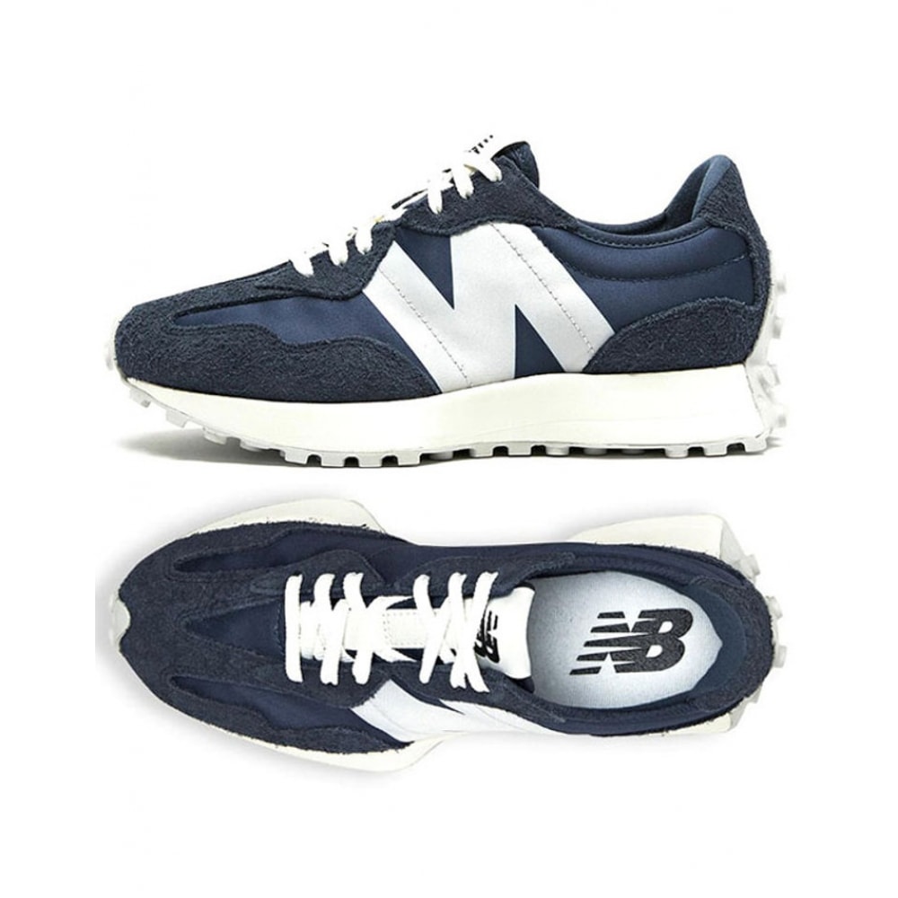 ナイキ WS327SNG スニーカー