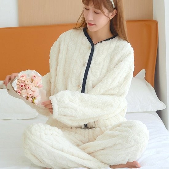 【取寄：納期2週間】ルームウェア パジャマ もこもこ 暖かい ルームウェア 部屋着 パジャマ ノーカラー ルームウェア パール ボタン かわいい おしゃれ ルームウェア パジャマ もこもこ