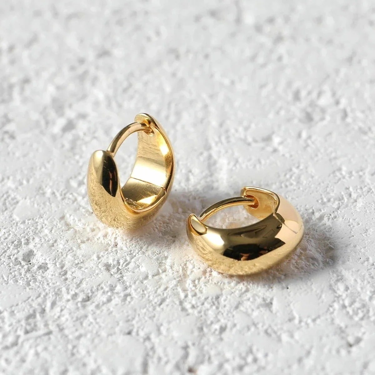 TOMWOOD トムウッド ピアス Ice Huggies Gold アイスハギーズ 100523 E33IHNA01S925-9K レディース フープ シルバ