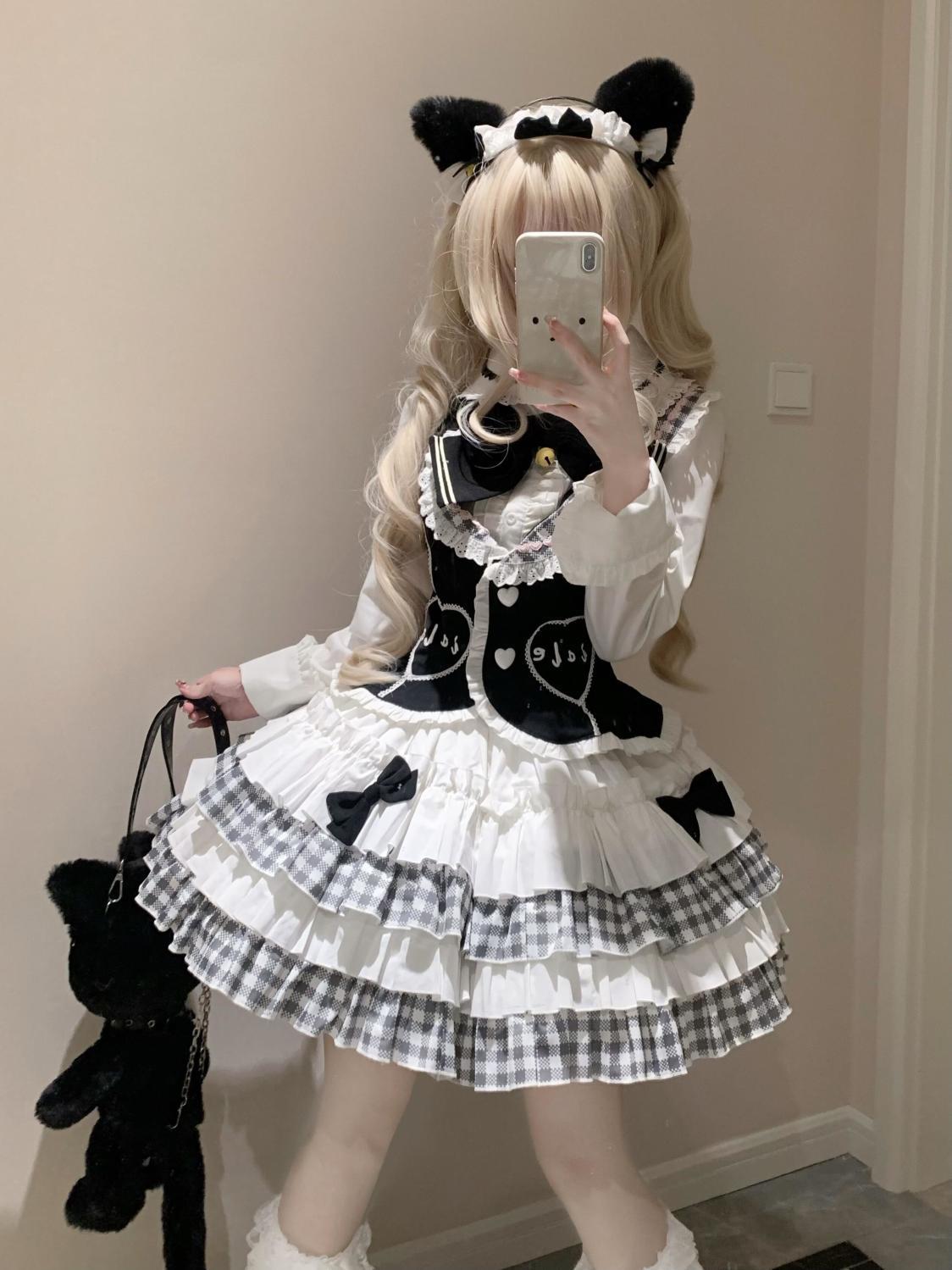 【急速出荷!】大人気アメリカンハロウィンロリータ カレッジ 蝶ネクタイ かわいい ブラウス ウエストコート ポンチョ スリーピース・スーツ コスプレ コスム ワンピース