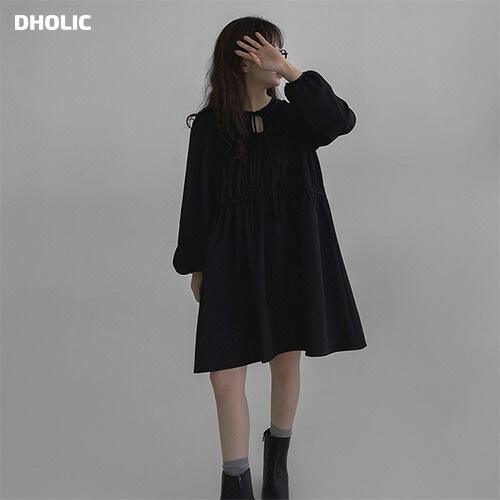 ダブルストラップギャザーミニワンピース