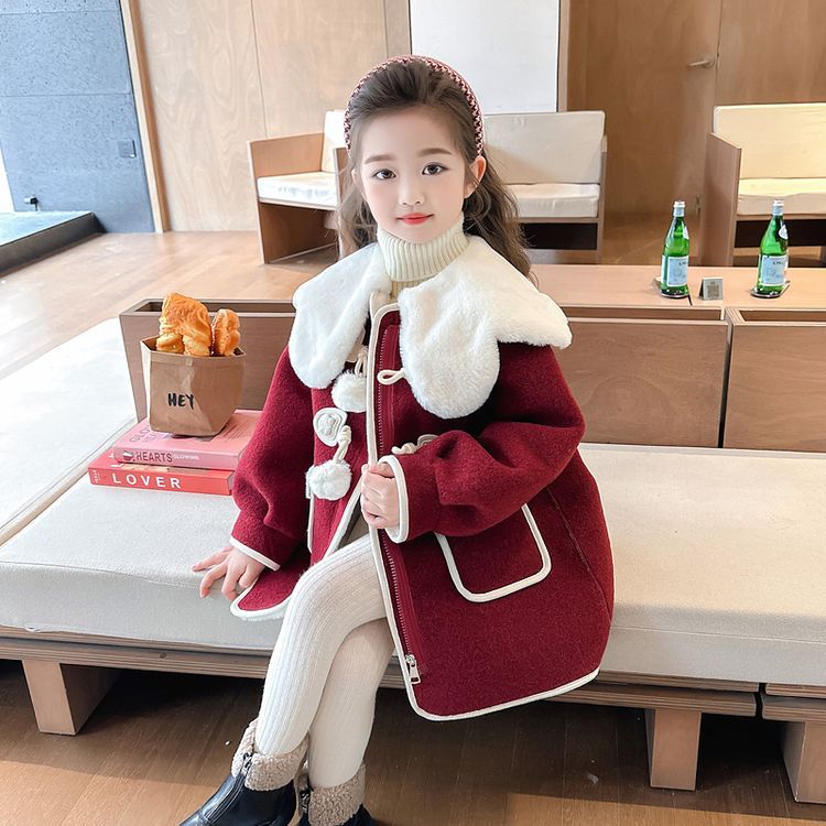 女の子のベルベットコート冬の新しいスタイル子供スタイルのミドル丈ウールコート少女の秋と冬の暖かいトップ