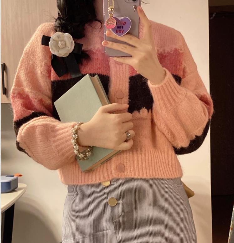 トップス レディース セーター カーディガン ニットカーディガン ショート丈 長袖 クルーネック ブロックチェック 配色 レトロ トレンド フロントボタン ゆったり 大きいサイズ オーバーサイズ