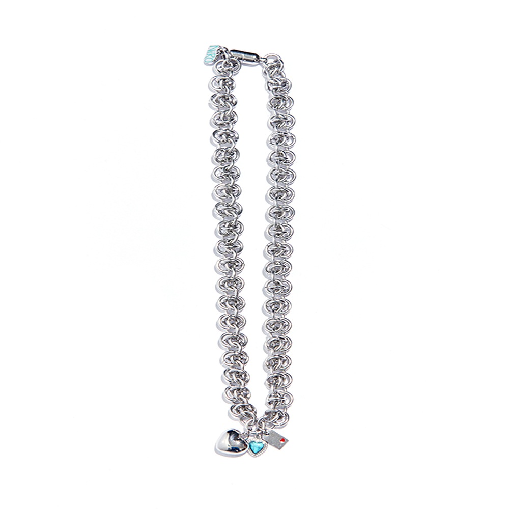 TRiPLE HEART BYZANTiNE CHAiN NECKLACE #90