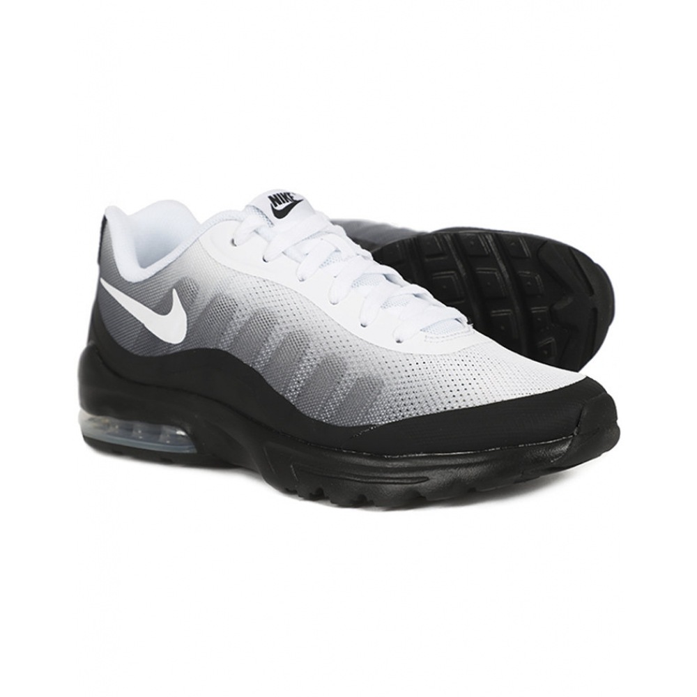 ナイキスニーカーエアマックスインビゴ