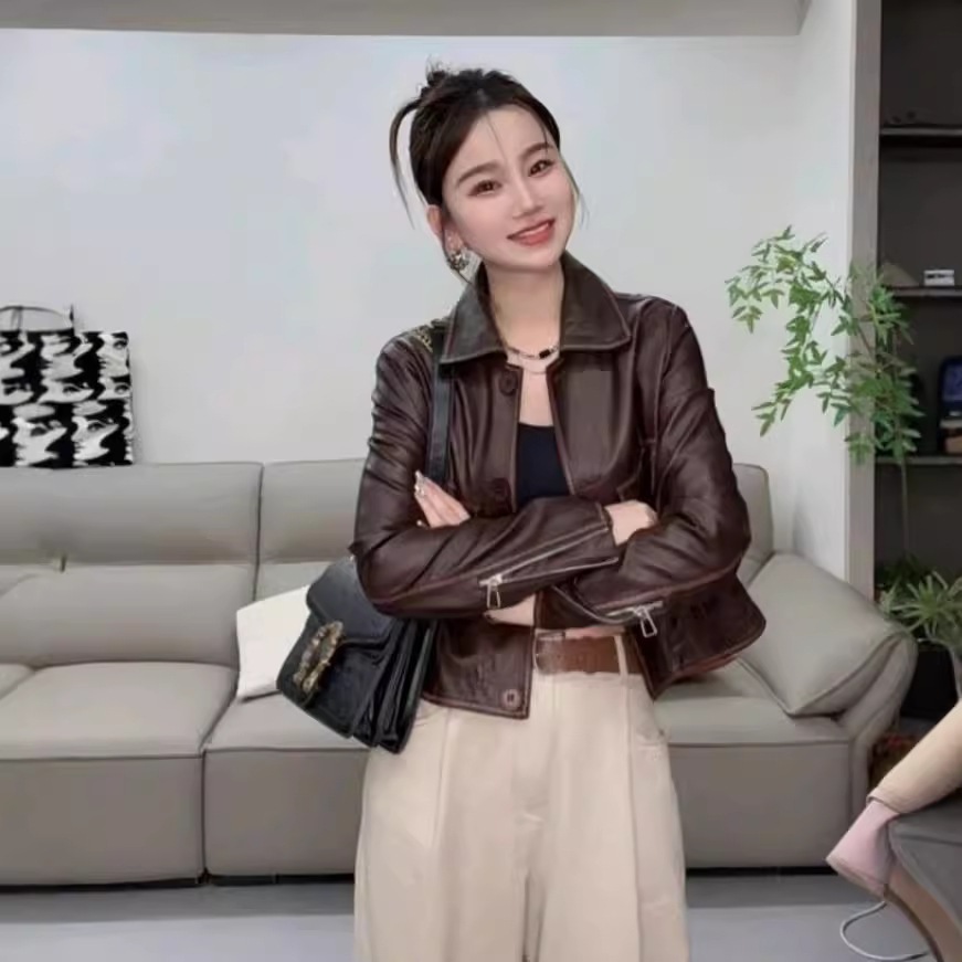 秋の高級感皮服コート女装洋気小柄カジュアルネット赤ジャケット上着