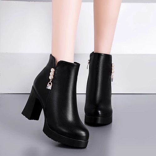 ブーツ レディースシューズ ショートブーツ ハイヒール 厚底 かわいい 大人可愛い きれいめ シンプル カジュアル 大人 上品 おしゃれ お洒落 かっこいい エレガント ラブリー キュート 大人っぽい 4,601円