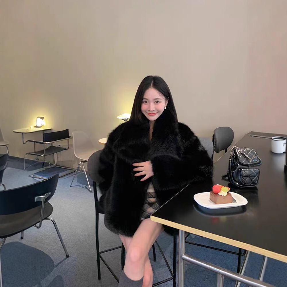 2024冬新作フォックスファー毛皮コートレディースヤングコートラペル環境に優しい毛皮ミンクトップ 5,917円