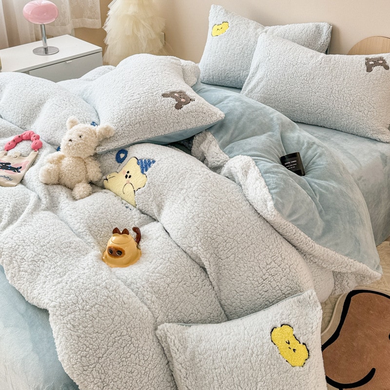 【急速出荷!】あったかラムミルクベルベット かわいいクマさんthornshu フレンチベルベット3点または4点セット 1.8 ベッドシーツ掛け布 1.5