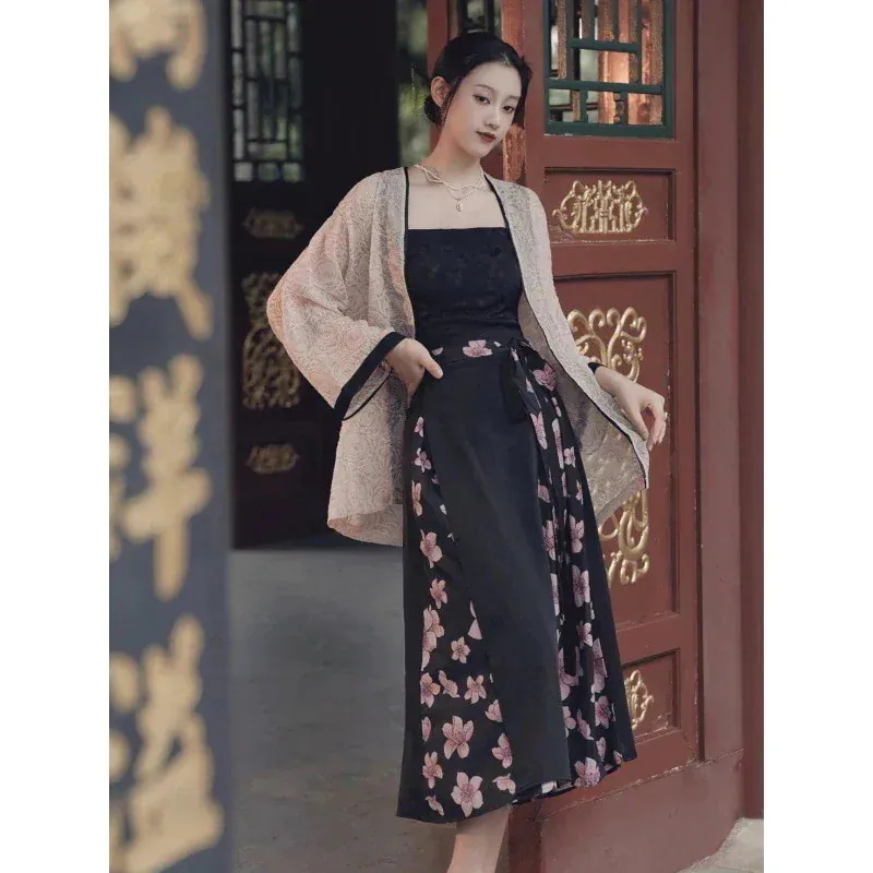 新しい風のレトロな改良漢服の毎日の着用可能な 3 点セット