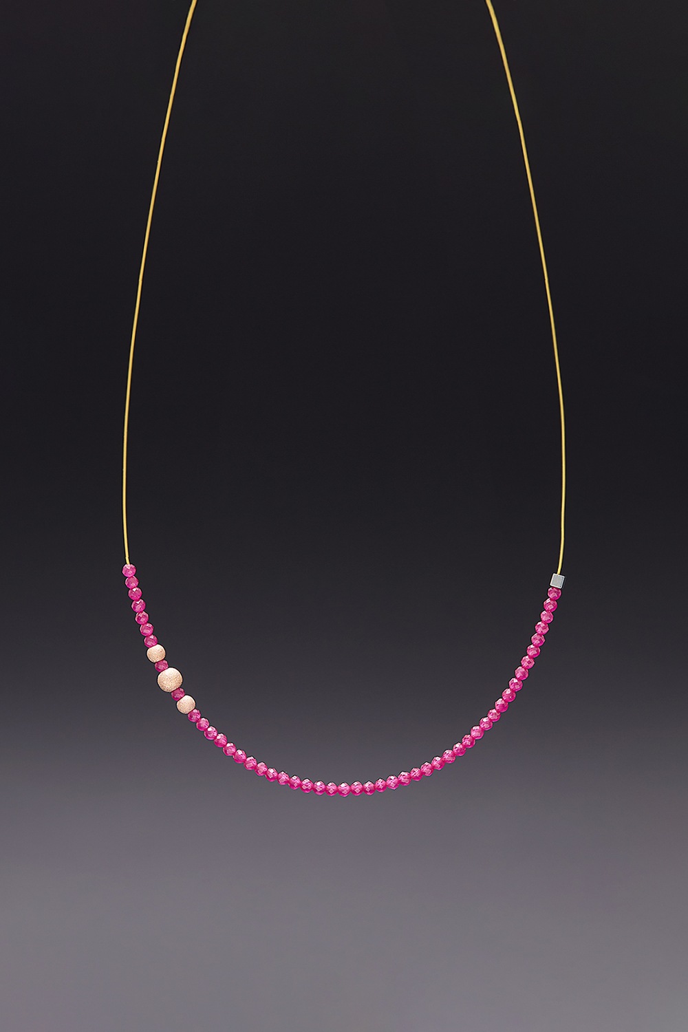 [HAZINA] Invisible_2mm Ruby Necklace