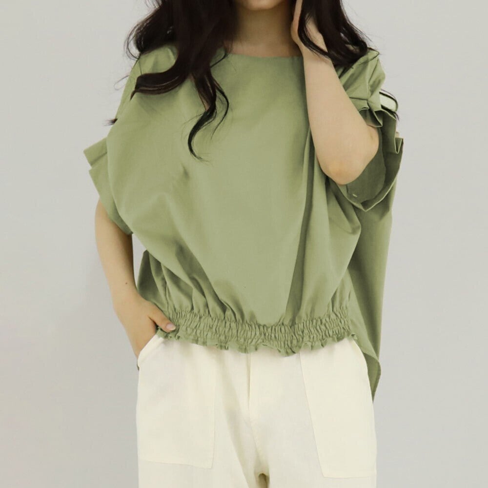 半袖ブラウス グリーン シャツ レディース パフスリーブ ぽわん袖 フリル袖 ショルダーフリル ボートネック フリルスリーブ 着やせ 体型カバー トップス 大人可愛い 女子会 お出かけ ショッピング
