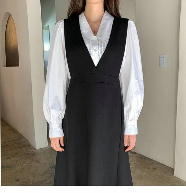 春服ジャンスカ ジャンパースカート ワンピース Vネック 韓国 体型カバー 春ファッションコーデ