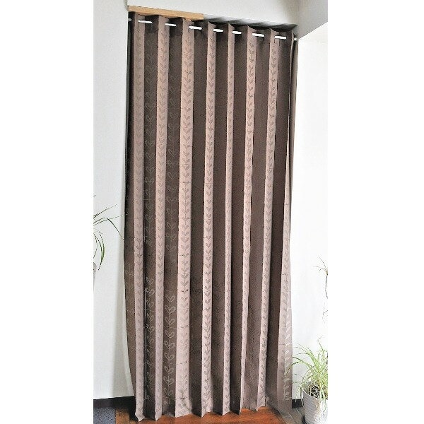 幅150x丈200cm パタパタ 間仕切りカーテン 日本製 ブラウン