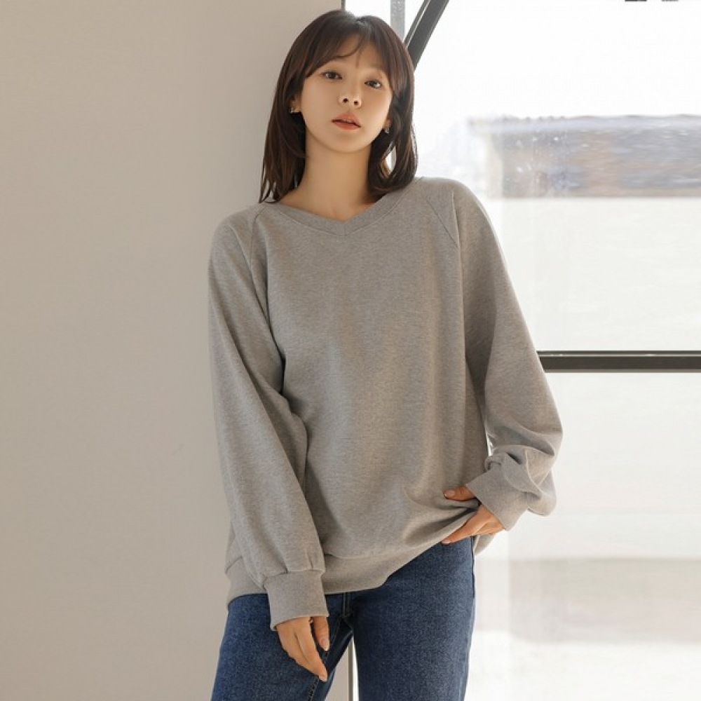 [Elysia] ジントーラグランパッチスウェットシャツ 5,939円