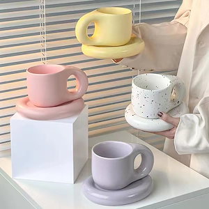 かわいいぽっちゃりカップ カップル コーヒーカップ ソーサー 風変わりなウォーターカップ マグカップ 厚手 持ち手 セラミックマグ