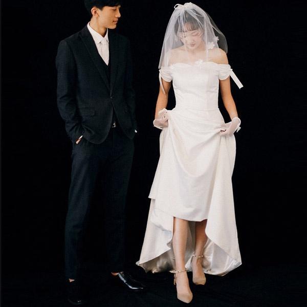 花嫁 ウェディングドレス ファスナー 長袖 シンプル 白ドレス ワンピース 花嫁 結婚式 二次会 披露宴 前撮り 後撮り 撮影用