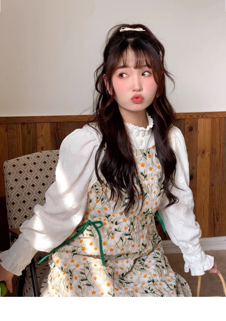 プラスサイズ 婦人服 甘い 刺繍 ドレス 春 ノースリーブ サスペンダー スカート 個性的 ワンピース 膝下 袖なし ノースリーブ 襟なし かわいい シンプル カジュアル 大人 おしゃれ お洒落