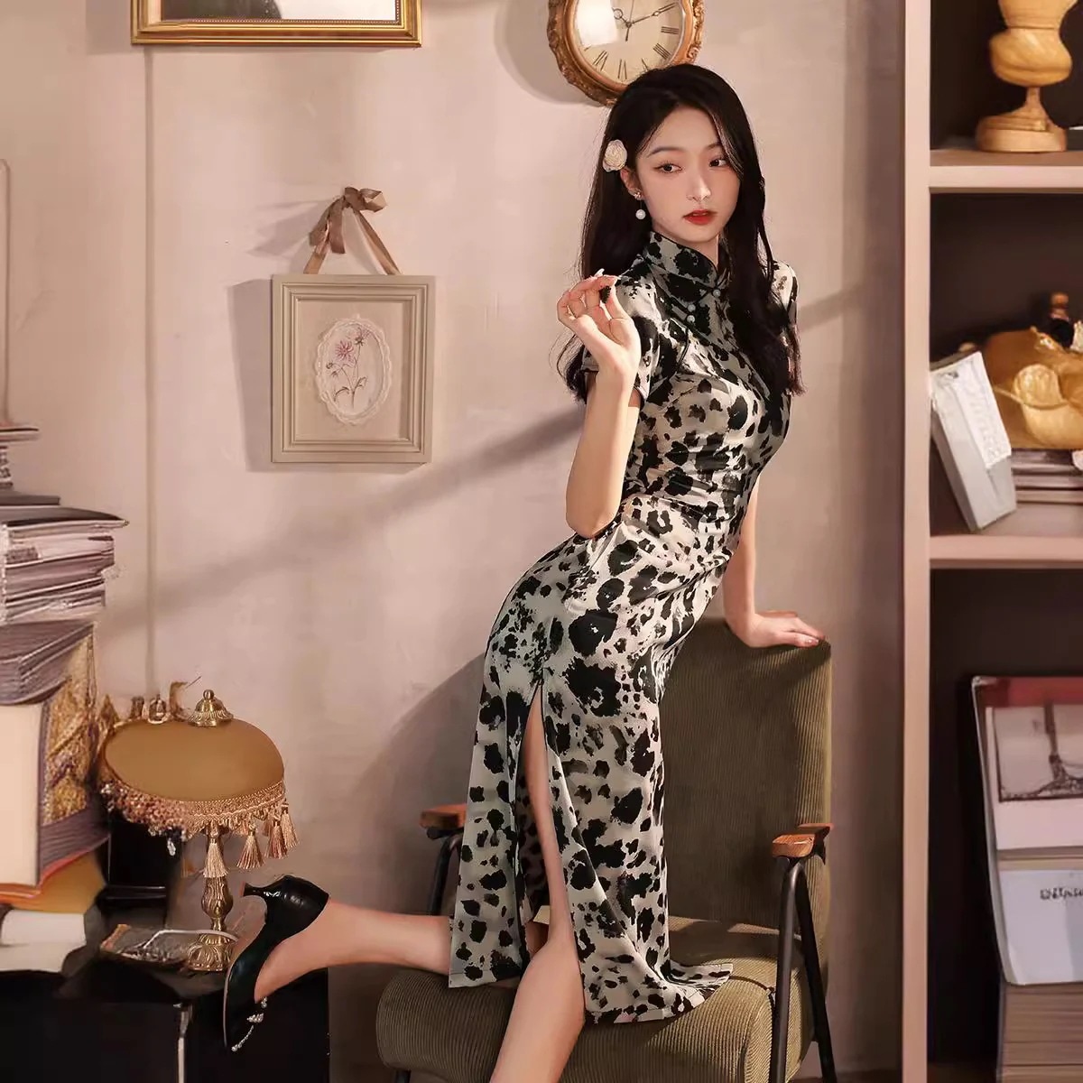 2024夏ヒョウ柄白黒シンプルレトロアンティークヤングスタイル単層多用途デイリーチャイナドレス女性用 4,608円