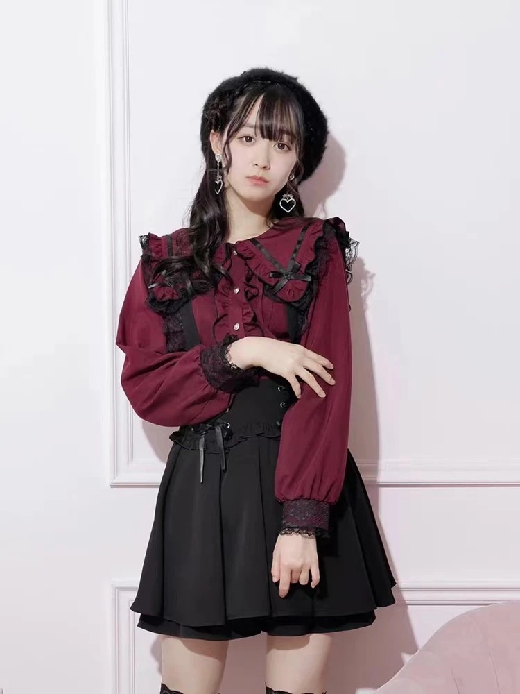 ランドマイン Noemie リボンレース袖 ネイビー 長袖シャツ期間限定で30％オフの価格です