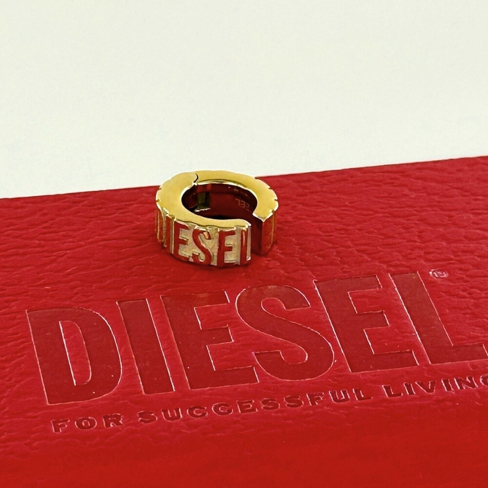 ディーゼル DIESEL イヤーカフ 片耳用 イヤカフ カフピアス ステンレス ゴールド おしゃれ ロゴデザイン ユニセックス ブランド アクセサリー ギフト プレゼント DX1565710 ランキン