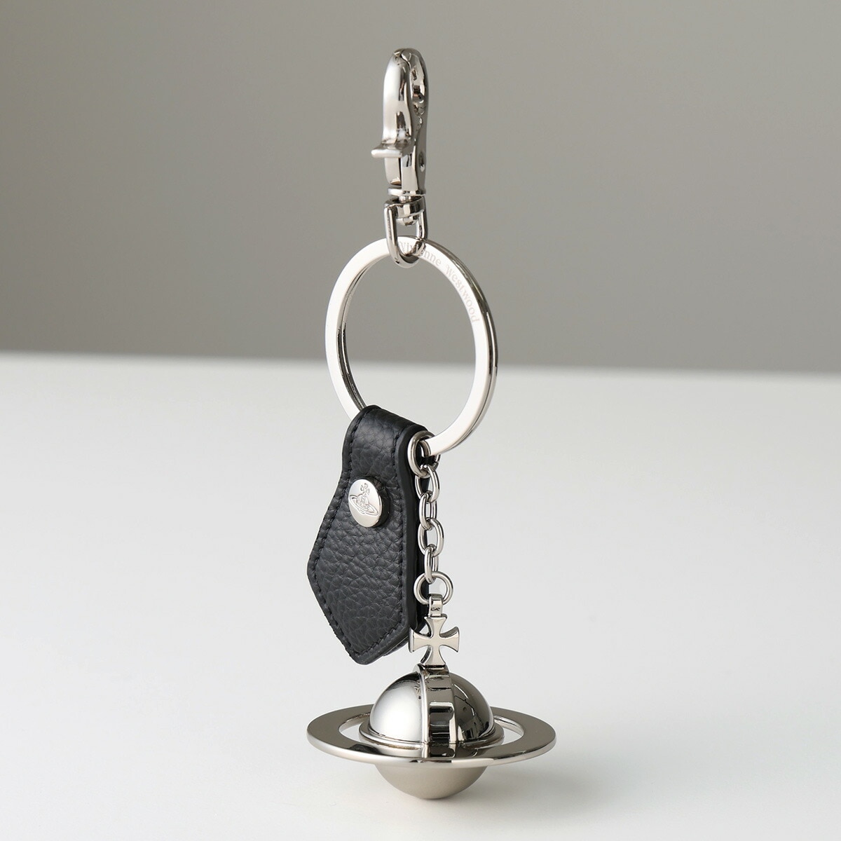 Vivienne Westwood ヴィヴィアンウエストウッド キーリング SAFFIANO PLAIN 3D ORG SILVER 8203011LU OM0014 レディース オーブ キーポルダー
