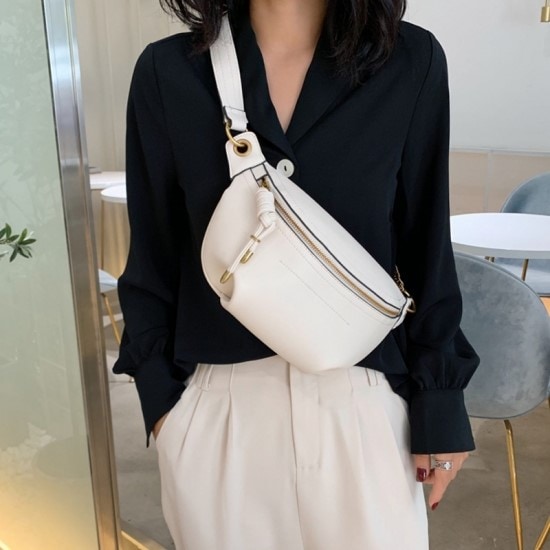 バッグボディバッグレディースきれいめ大きめ春春新作夏2way軽量軽い斜め掛け肩掛けウエストバッグ鞄