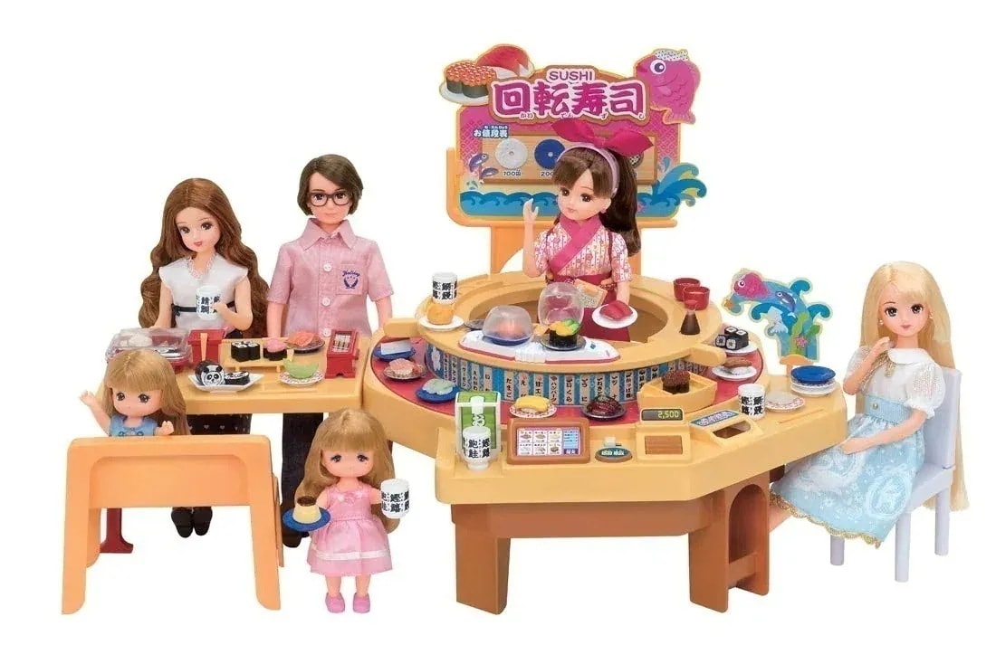 『 リカちゃん くるくる回転寿司 』 着せ替え お人形 おままごと おもちゃ 3歳以上 玩具安全基準合格 STマーク認証