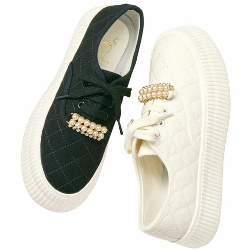 開店15周年記念15％OFFクーポン／ Ranan（ラナン）スニーカー S(22.5cm) M(23.5cm) L(24.0cm) LL(24.5cm) ビジュー＆パールキルティングスニーカー(S(2