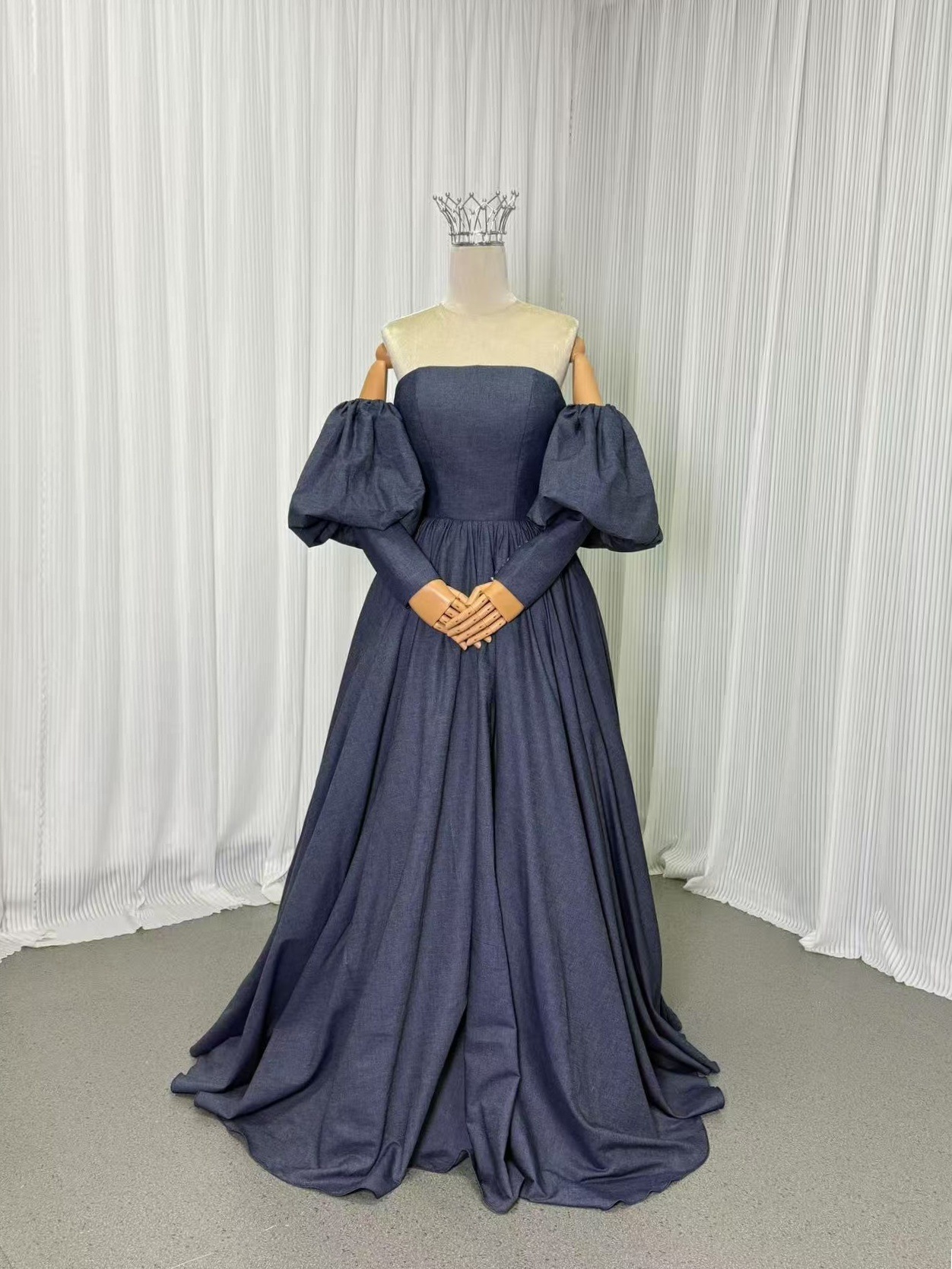 カラードレス ブルー ロングスリーブ 編み上げ 短トレーン デニムドレス 花嫁 前撮り