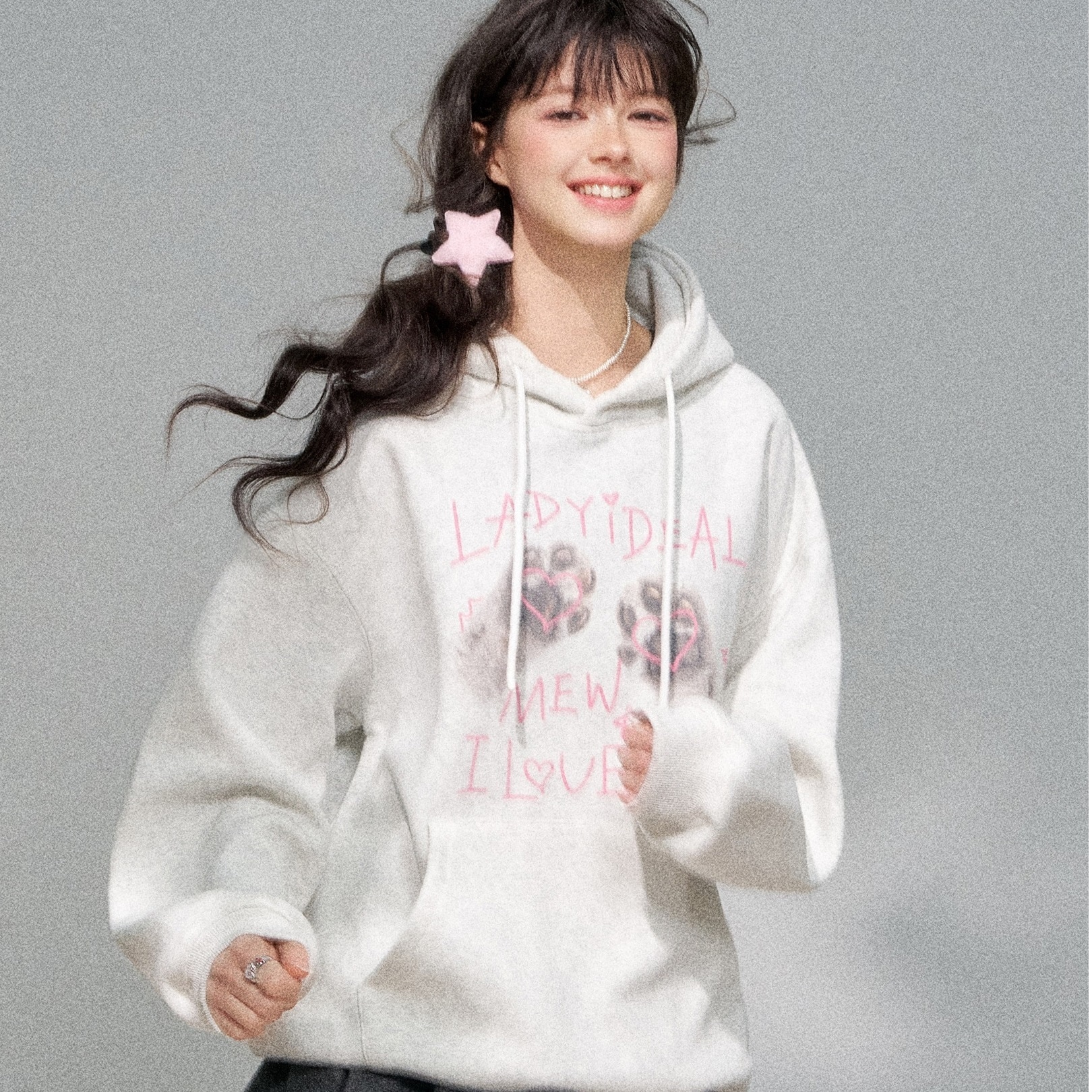 大学生通学高校 韓国長袖レトロパーカーカジュアルルーズファッション系ゆったり大人っぽかわいいレディースフード付き羽織りサイズきれいめシルエットトレーナー 普段使い 2025秋冬トップス