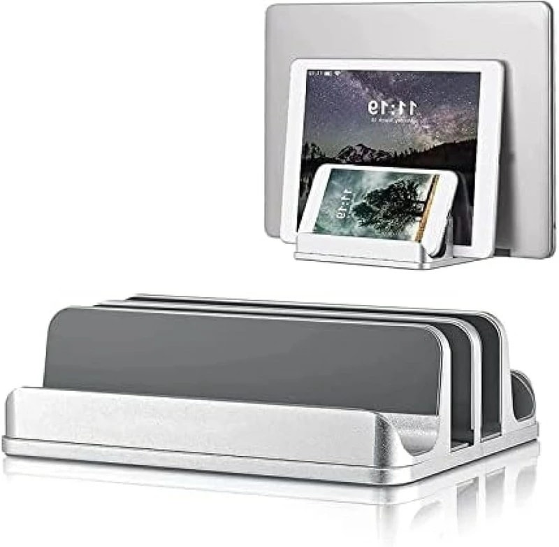 ノートパソコンスタンド 縦置き pcスタンド ホルダー幅調整可能 収納 冷却 アルミ 4台立て 省スペース 滑り止め 安定 (シルバー) 4,669円