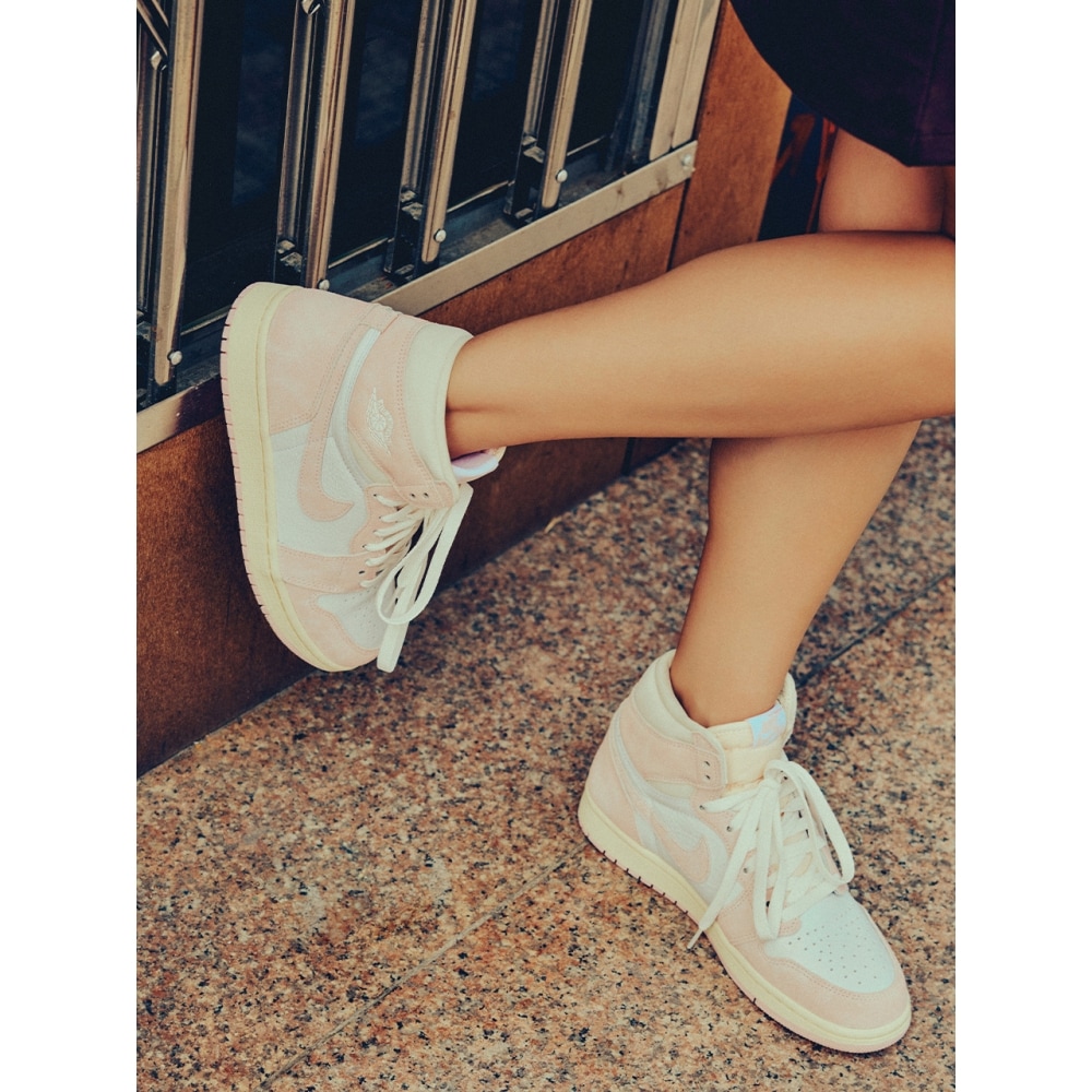 ジョーダンウィメンズエアジョーダン 1 レトロハイドッグ