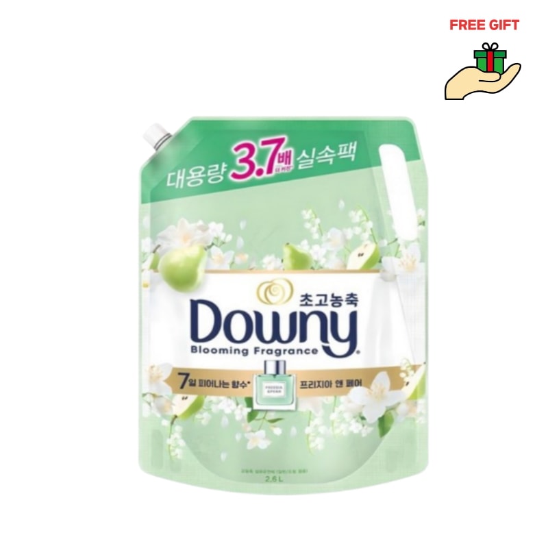 超濃縮柔軟剤 フリージア＆ペア 詰め替え用 2.6L／香水のような香り／衣類をふんわり＆長持ち香りケア