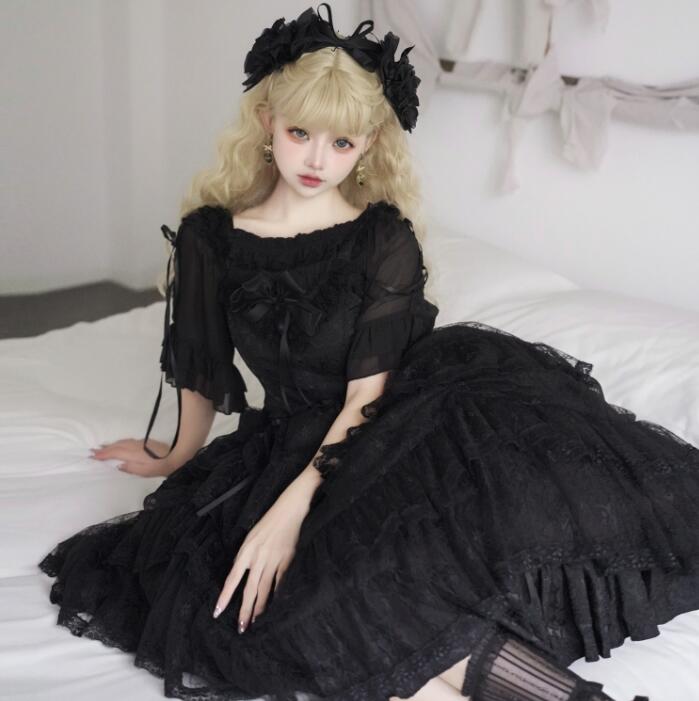 【TikTok人気新品】ゴスロリ ドレス 膝丈 キャミソール 暗黒 ゴシック ロリータドレス Lolita レディース ハロウィン コスプレ衣装 重ね重ね ティアードドレス 学園祭 文化祭 イベント
