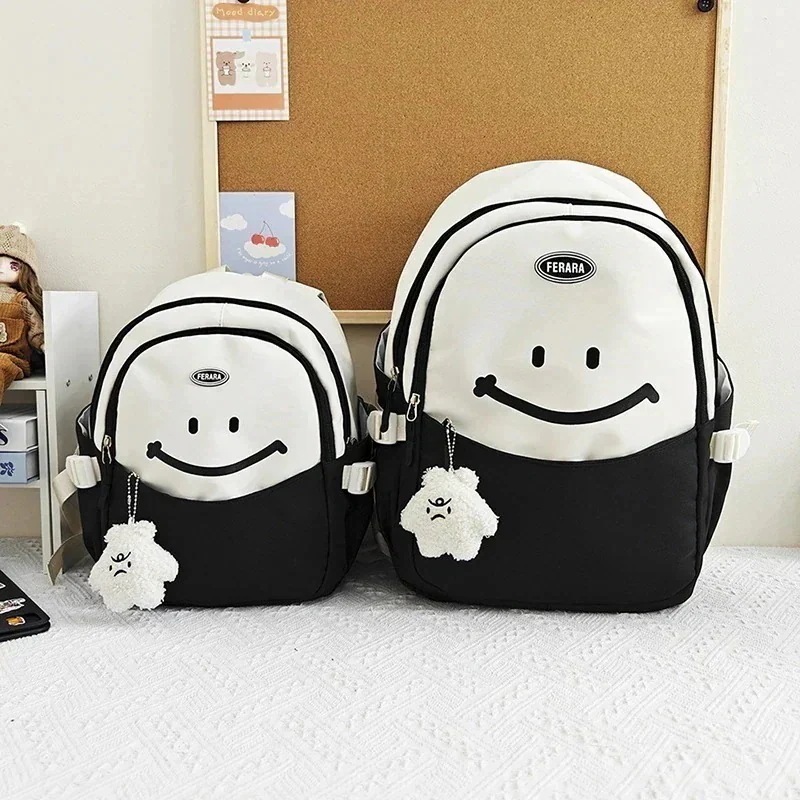 シンプル 人气新作今すぐ欲しいバックパック 大容量 軽い通勤 バックパッ トラベル 韓国ファッションリュックレディース ショルダーバッグ 通学 ガ割 スタイル スクールバッグ ファッション