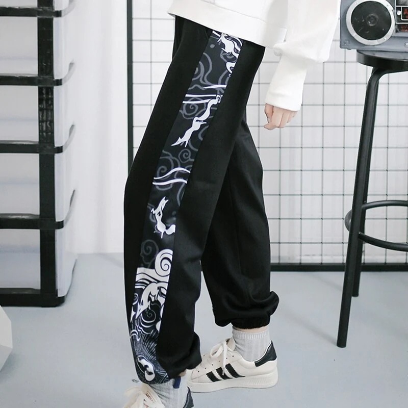 チャイナ風パンツ ジョガーパンツ レディース 九尾の狐プリント カジュアル 黒 着瘦せ ローマ綿
