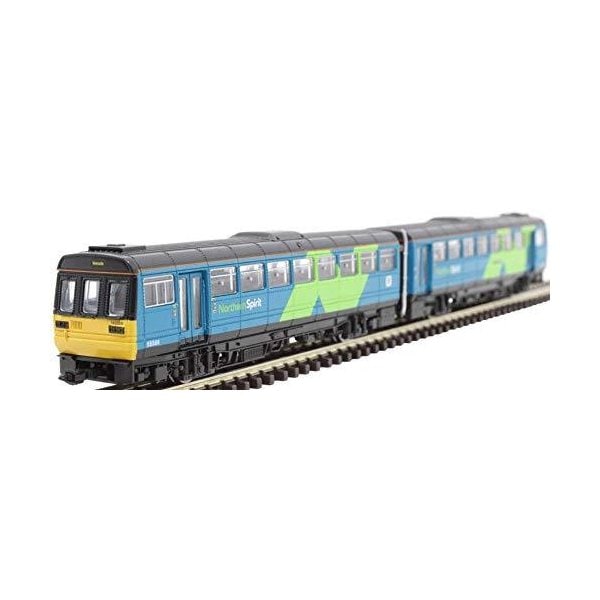 Class 142 Pacer 2 car DMU 142025 in Northern Spirit livery 並行輸入品