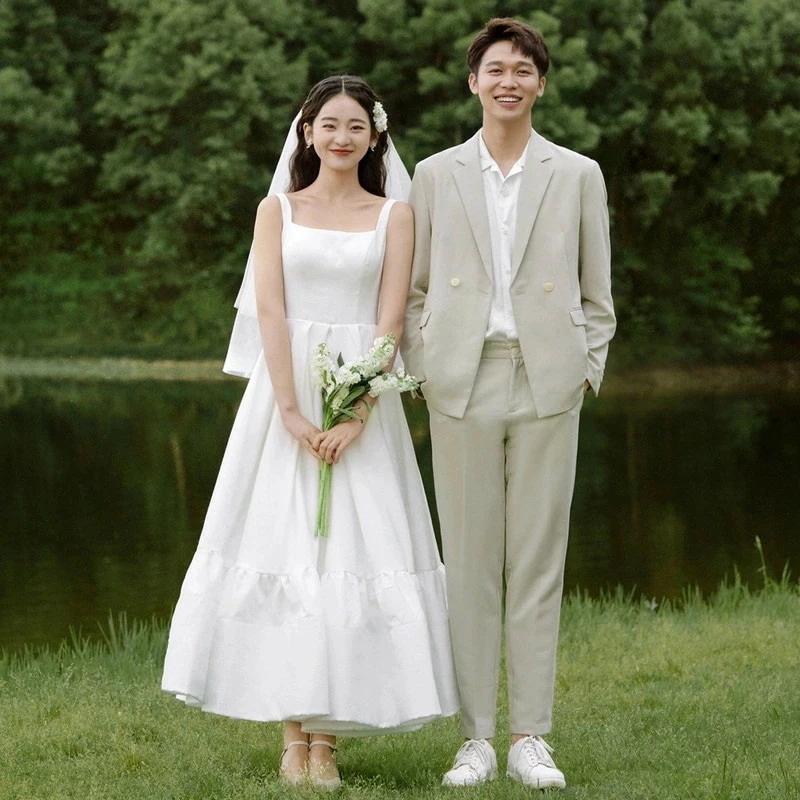初回限定二次会ドレス サテンドレス 白 ウェディング 結婚式 キャミドレス ウェディングドレス ホワイト Aライン 可愛い 結婚式ドレス 二次会 ロングドレス 無地 海外挙式 撮影 XS S M L