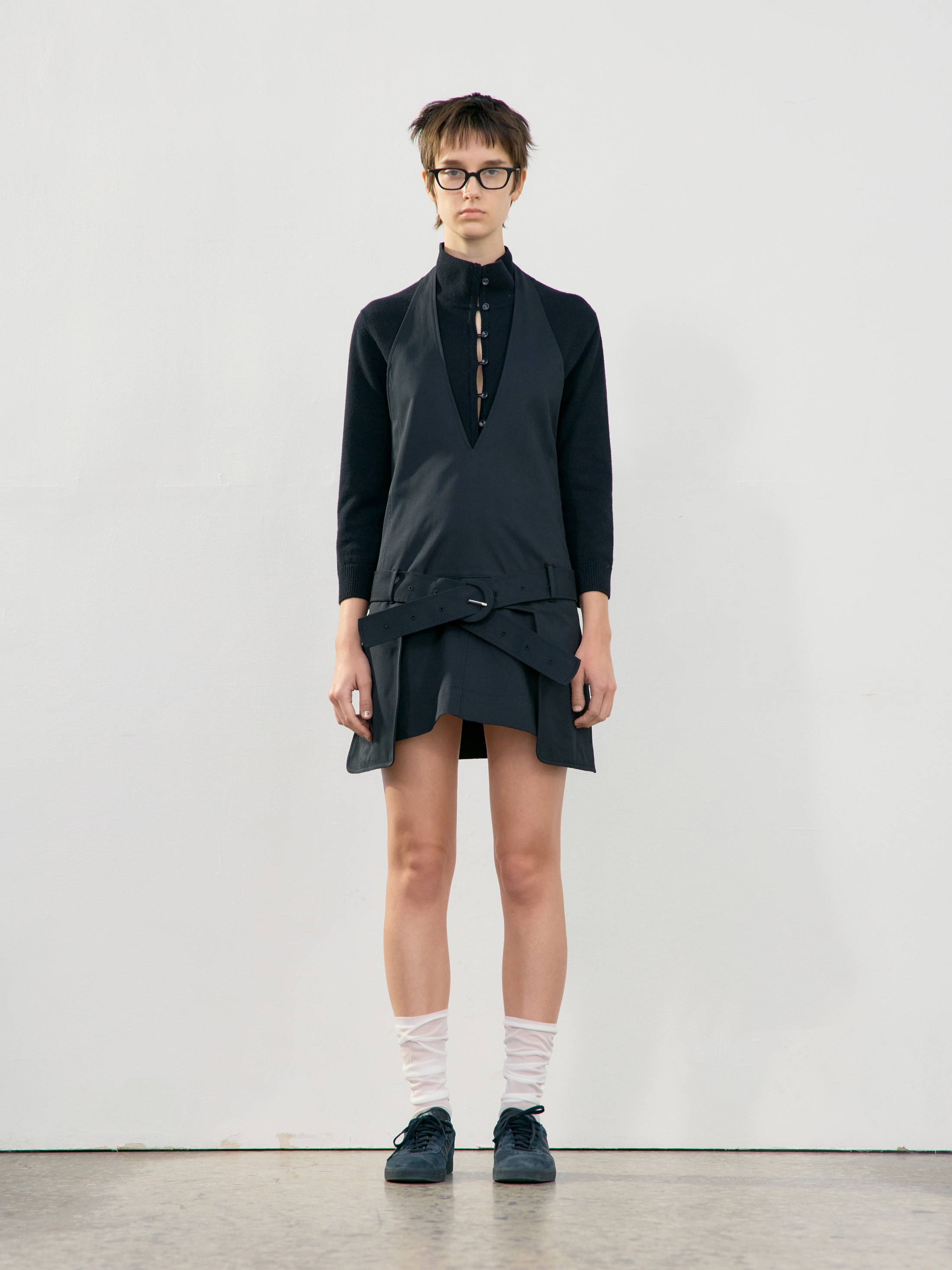 【LOW CLASSIC】 HALTER MINI DRESS : BLACK