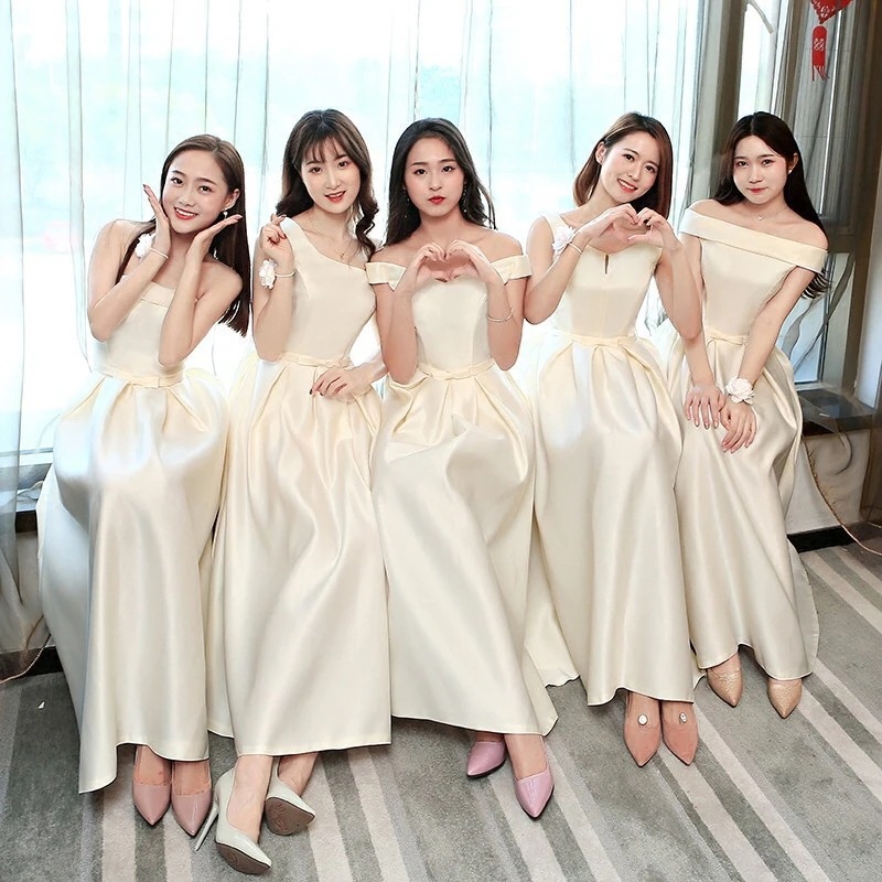 ミディアムレングス夏の新しいドレスの宴会のドレスの女性