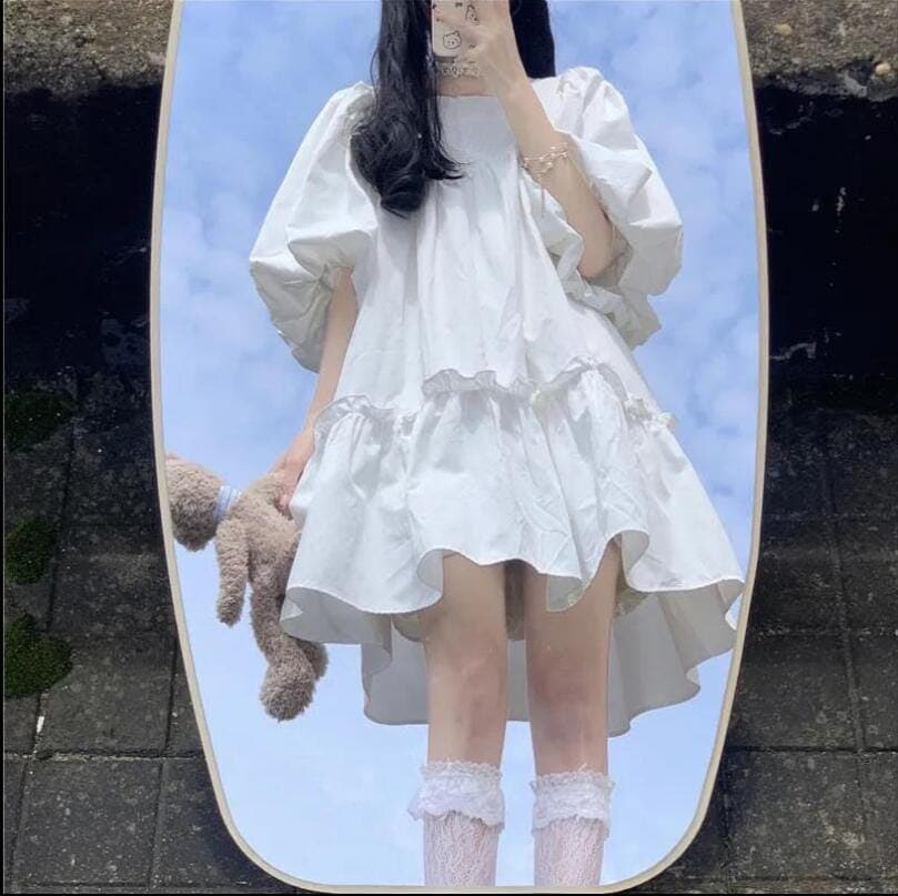 日系の甘くて優しい女の子のワンピースの新作ゆったりとした小ぶりで清新なバブルスリーブのワンピース