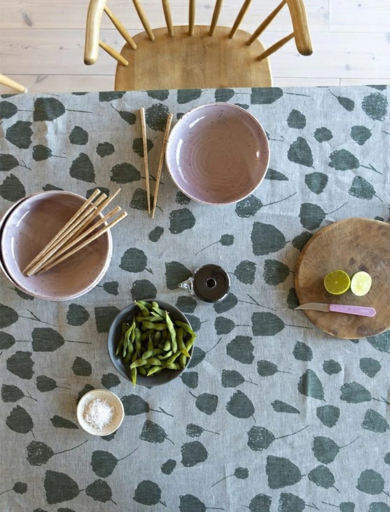 FINE LITTLE DAY BOUQUET TABLECLOTH - GREEN 1 19,800円