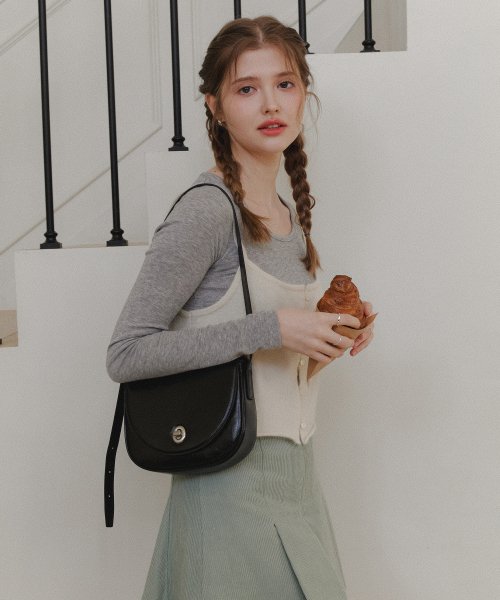 【OVHEE】 Mignon Saddle Bag_Black ショルダーバッグ 正規品